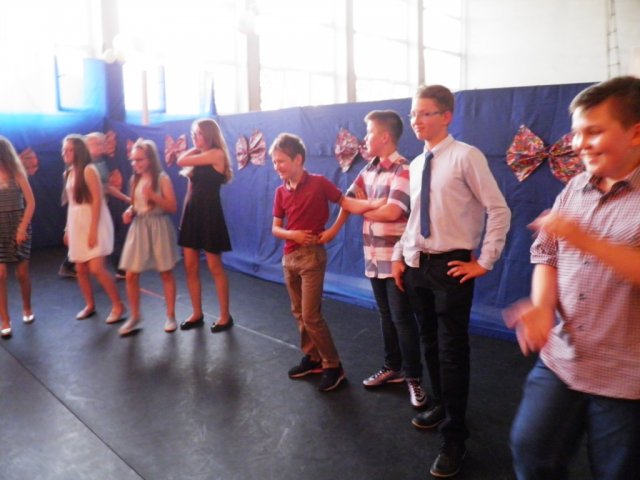 Bal szóstoklasistów